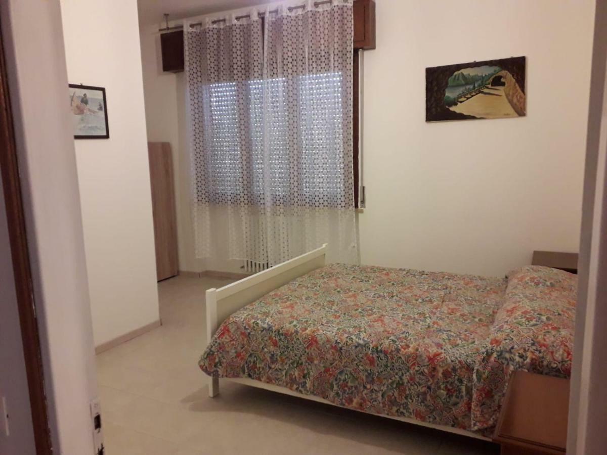 Kola Age Hotel Peschiera del Garda Eksteriør billede